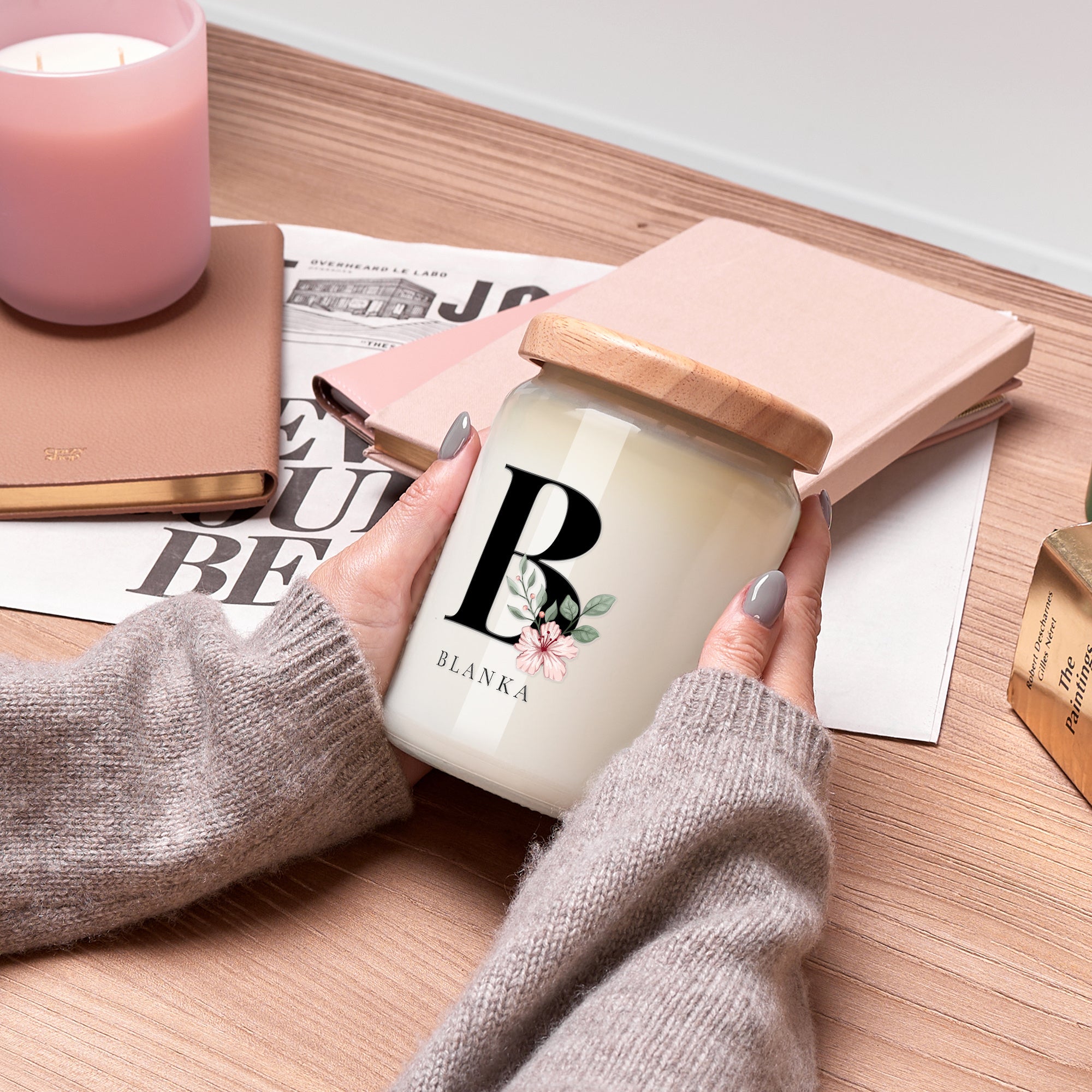 Personalizowana świeca sojowa dla kobiety - z imieniem świeca personalizowana prezent dla kobiety dla niej