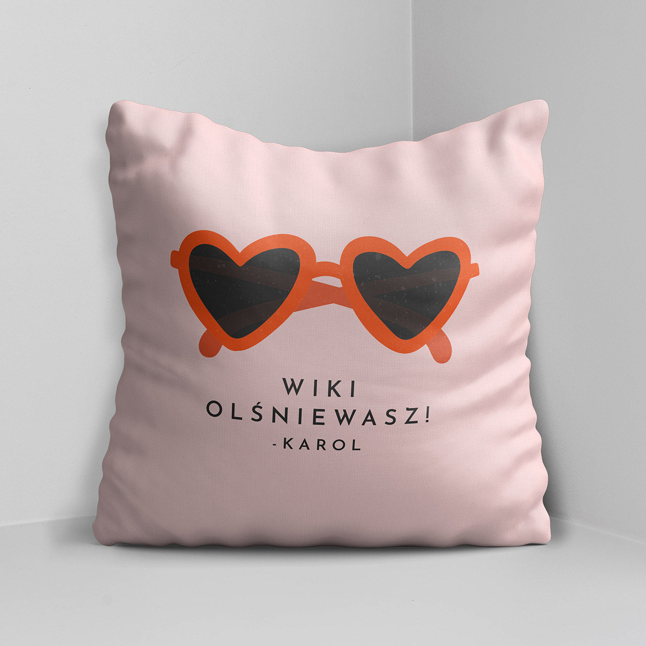Personalizowana poduszka dla ukochanej - prezent na walentynki