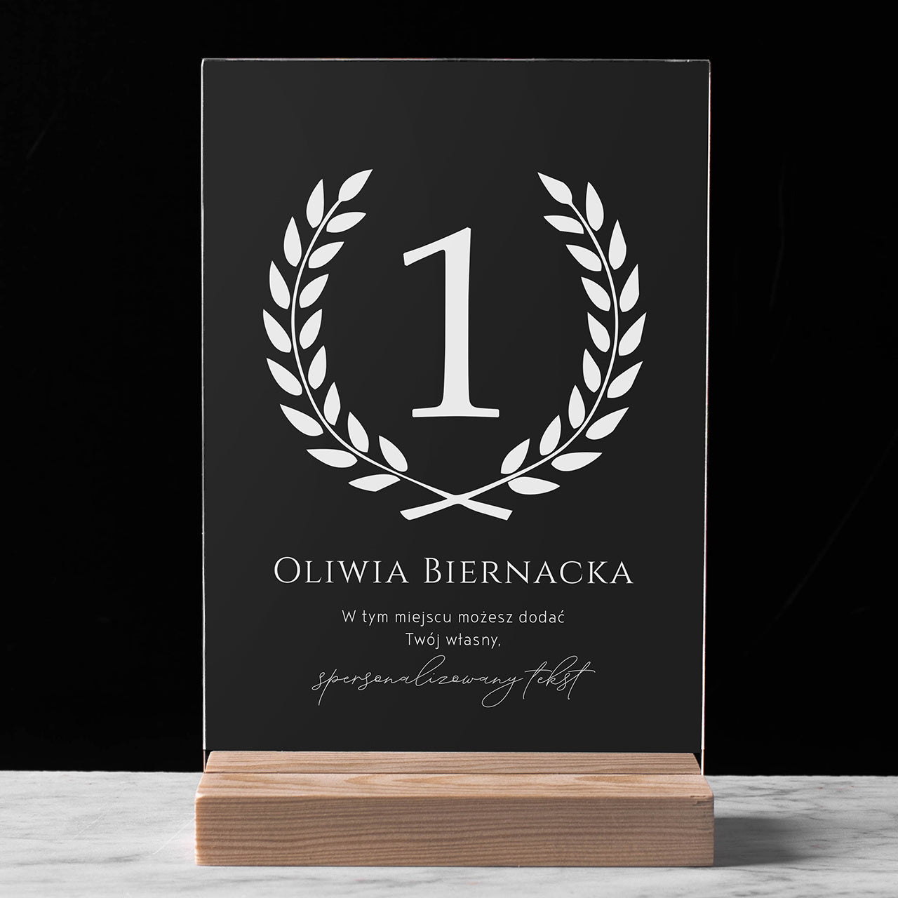 Statuetka zwycięzcy z personalizacją