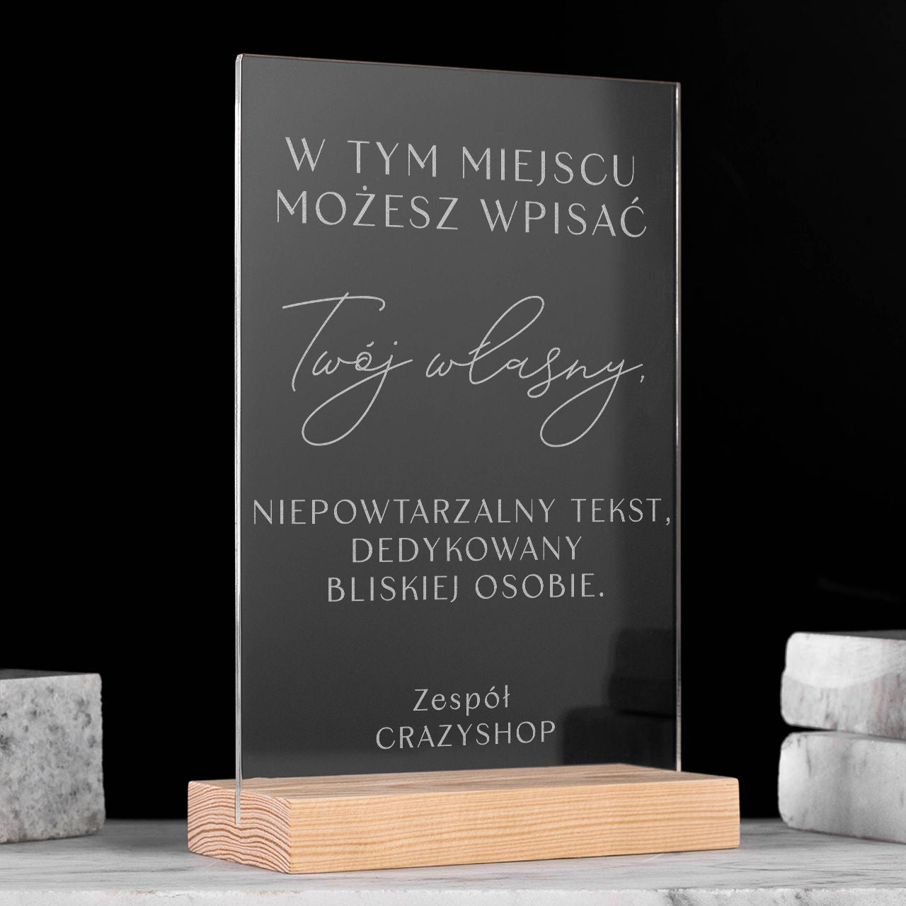 Grawerowana statuetka z własnym tekstem