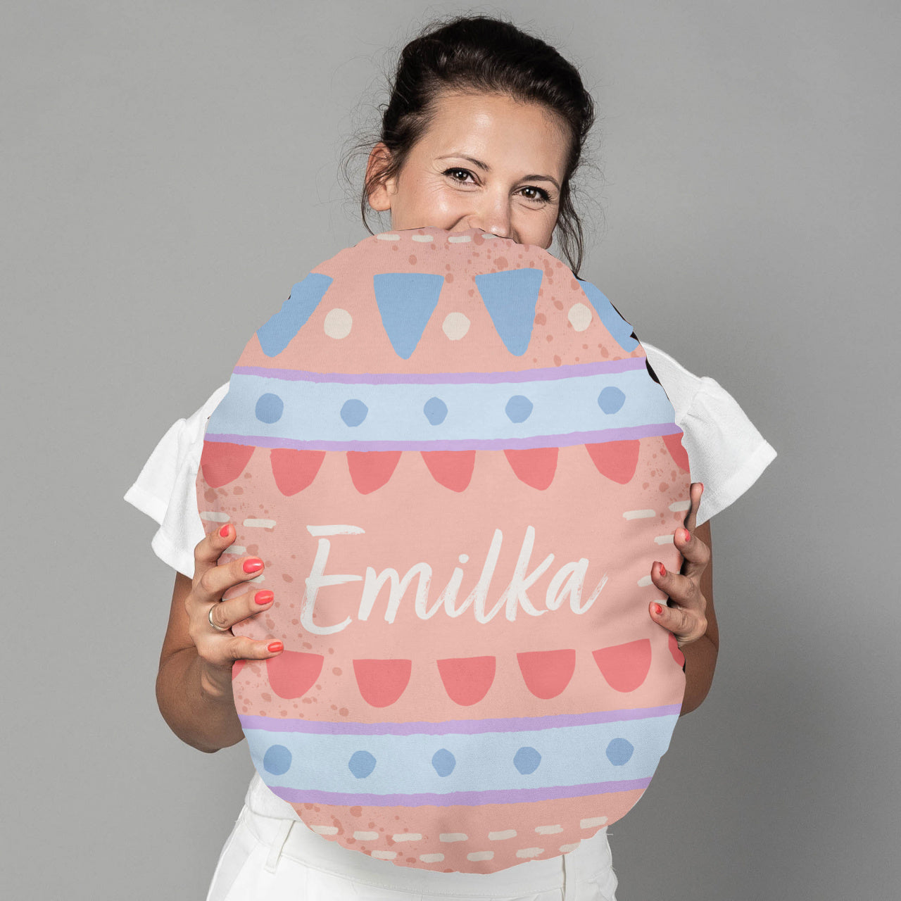 Personalizowana poduszka w kształcie pisanki