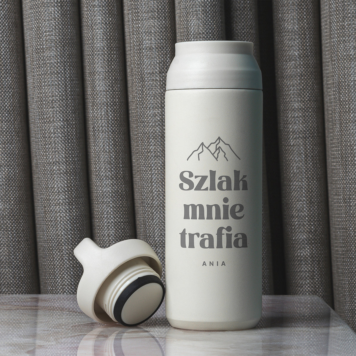 Grawerowany termos dla miłośnika gór - szlak mnie trafia