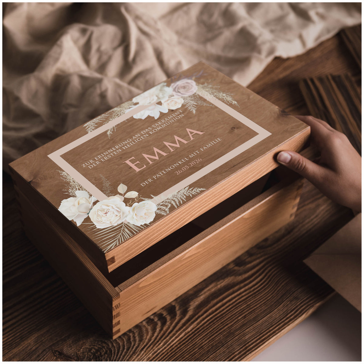 Personalisierte Holzbox - Geschenk zur Kommunion
