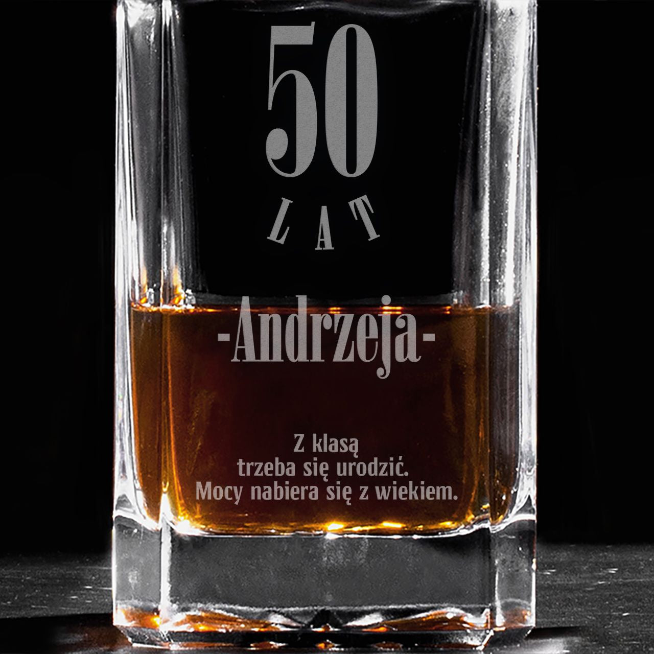 Grawerowana karafka na 50 urodziny karafka na whisky prezent na 50 urodziny dla mężczyzny