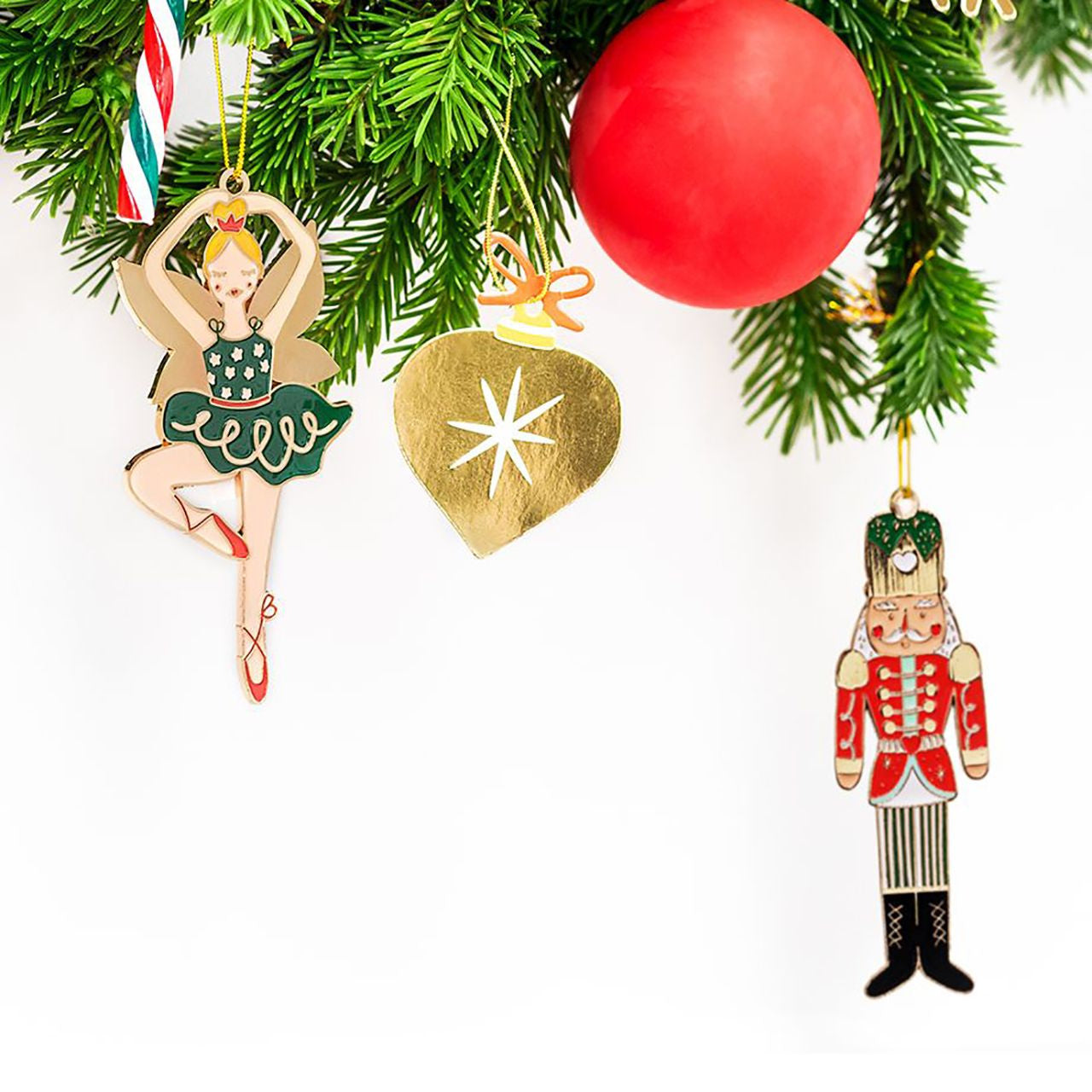 Zawieszka na choinkę Metalowa bombka Dziadek do orzechów