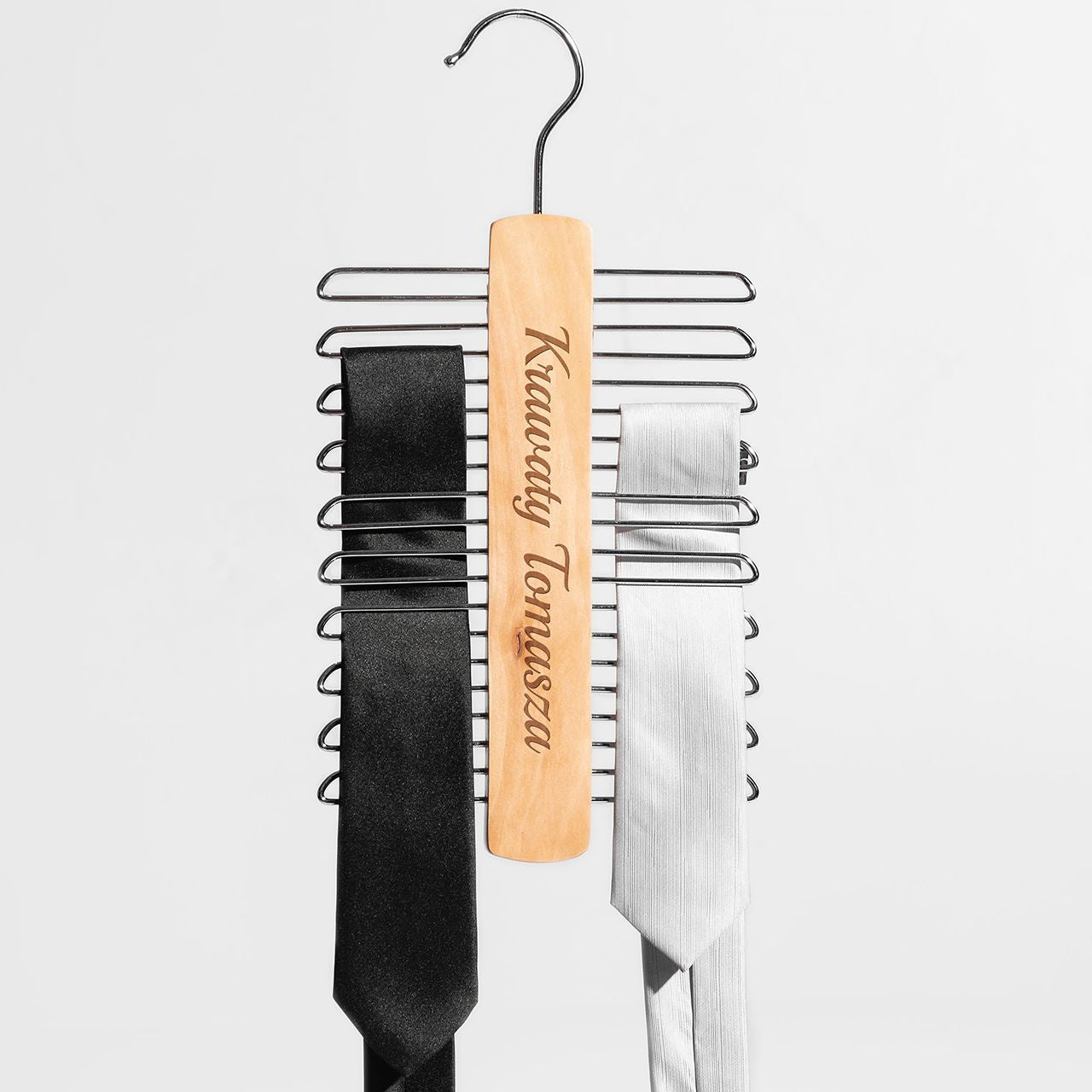 Grawerowany wieszak na krawaty dla męża prezent dla męża wieszak do krawatów wieszak z grawerem