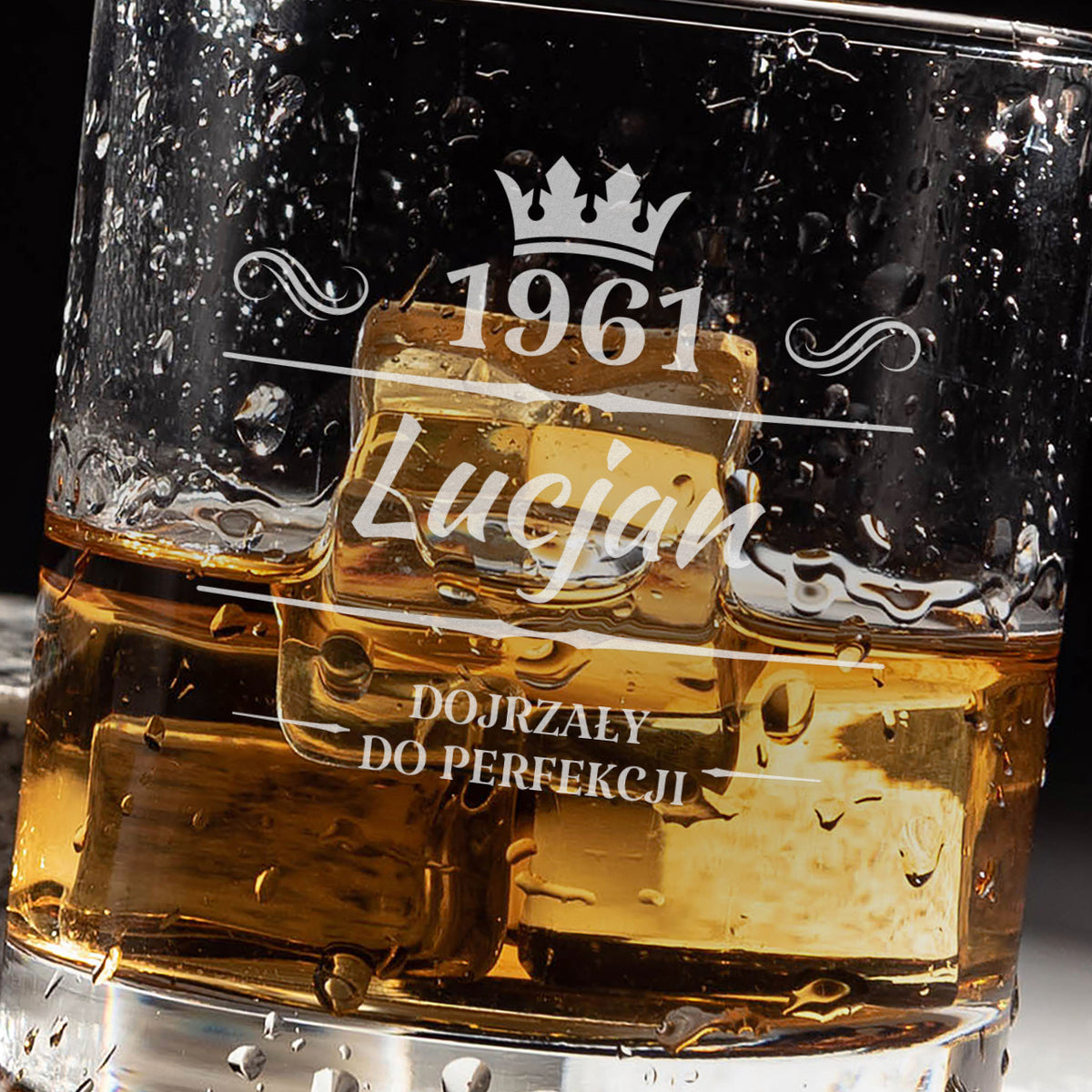 Szklanka grawerowana do whisky - prezent z okazji urodzin dla mężczyzny 