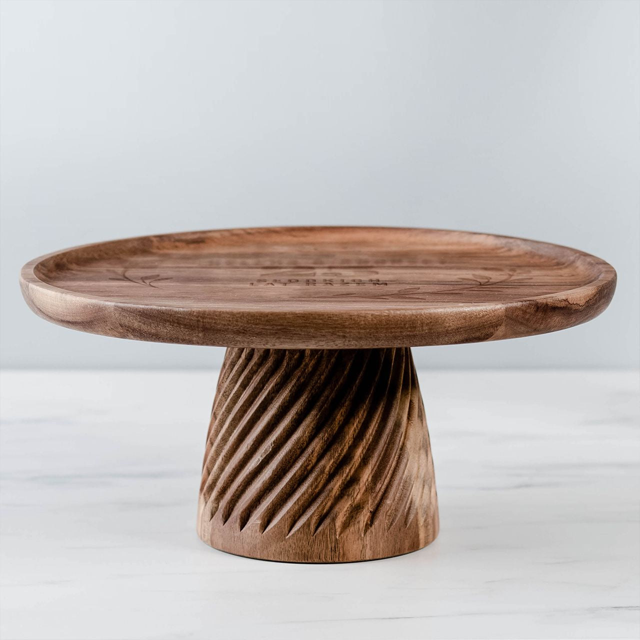 Drewniana patera na ciasto - prezent na 25 rocznicę ślubu