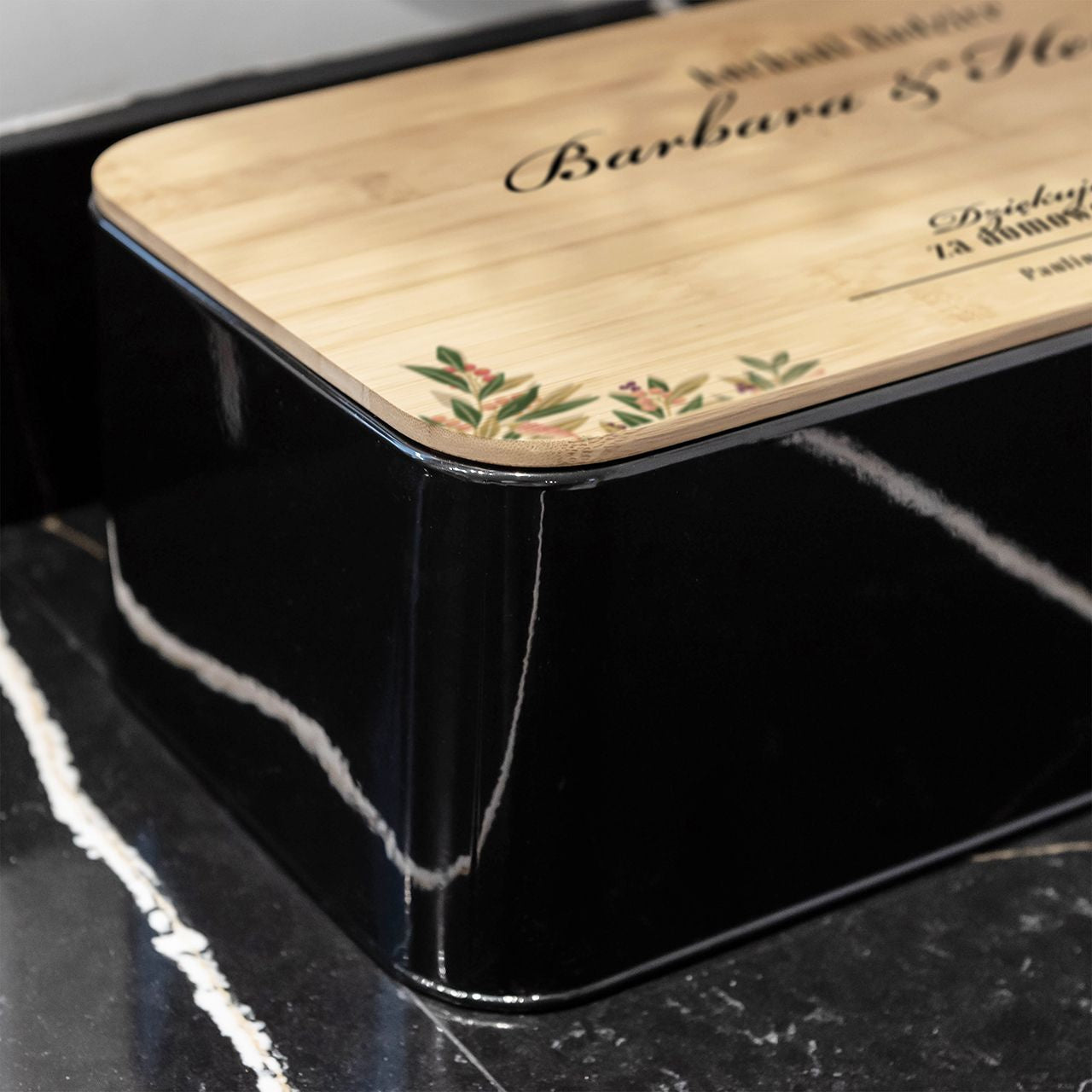 Chlebak z personalizacją na prezent dla rodziców pojemnik na chleb pojemnik na pieczywo chlebak na pieczywo