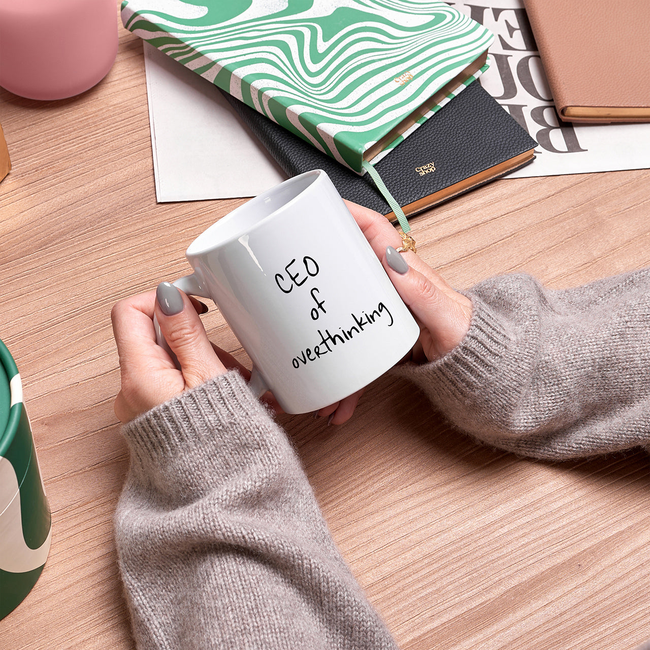 Personalizowany kubek - CEO of overthinking - śmieszny prezent dla szefa śmieszny kubek z napisem kubek na prezent dla szefa