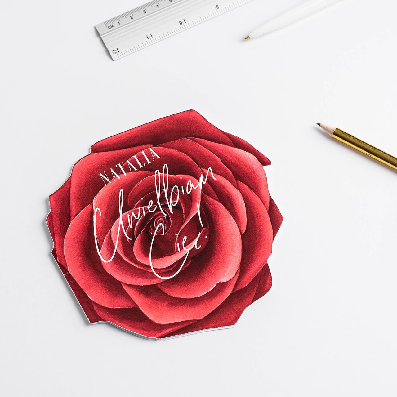 Personalizowana kartka na Dzień Kobiet - róża upominek na dzień kobiet kartka z różą