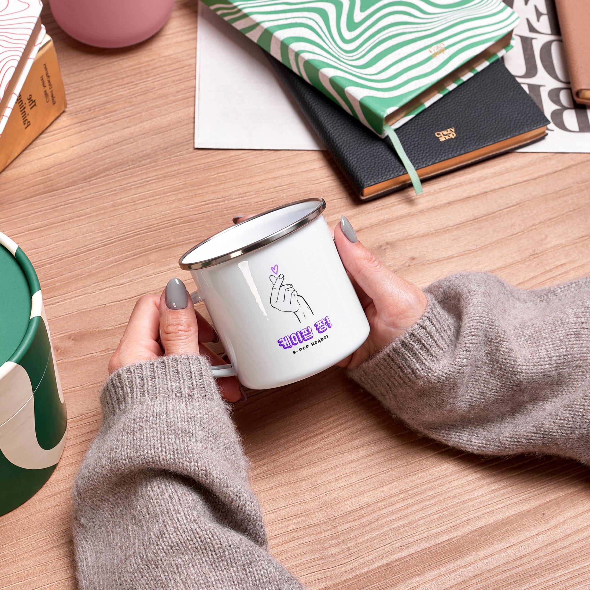 Kubek emaliowany dla fana k-popu personalizowany kubek prezent dla niej dla przyjaciółki prezent dla fana k popu