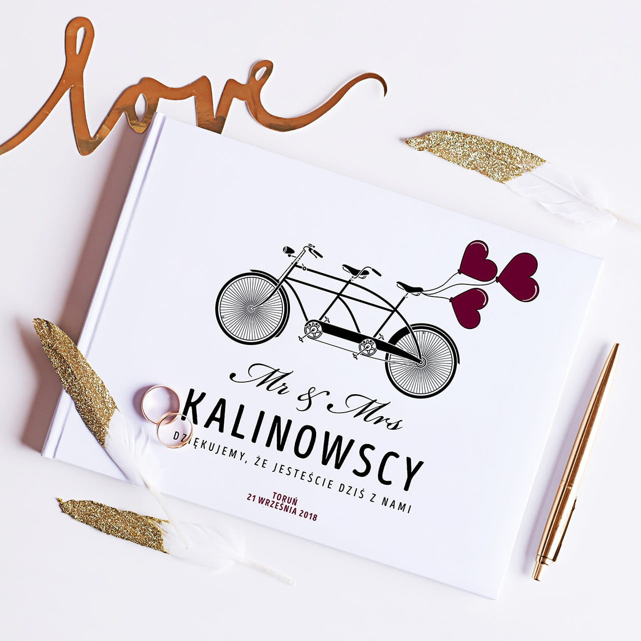Personalizowana księga gości ślubnych - pamiątka dla pary młodej