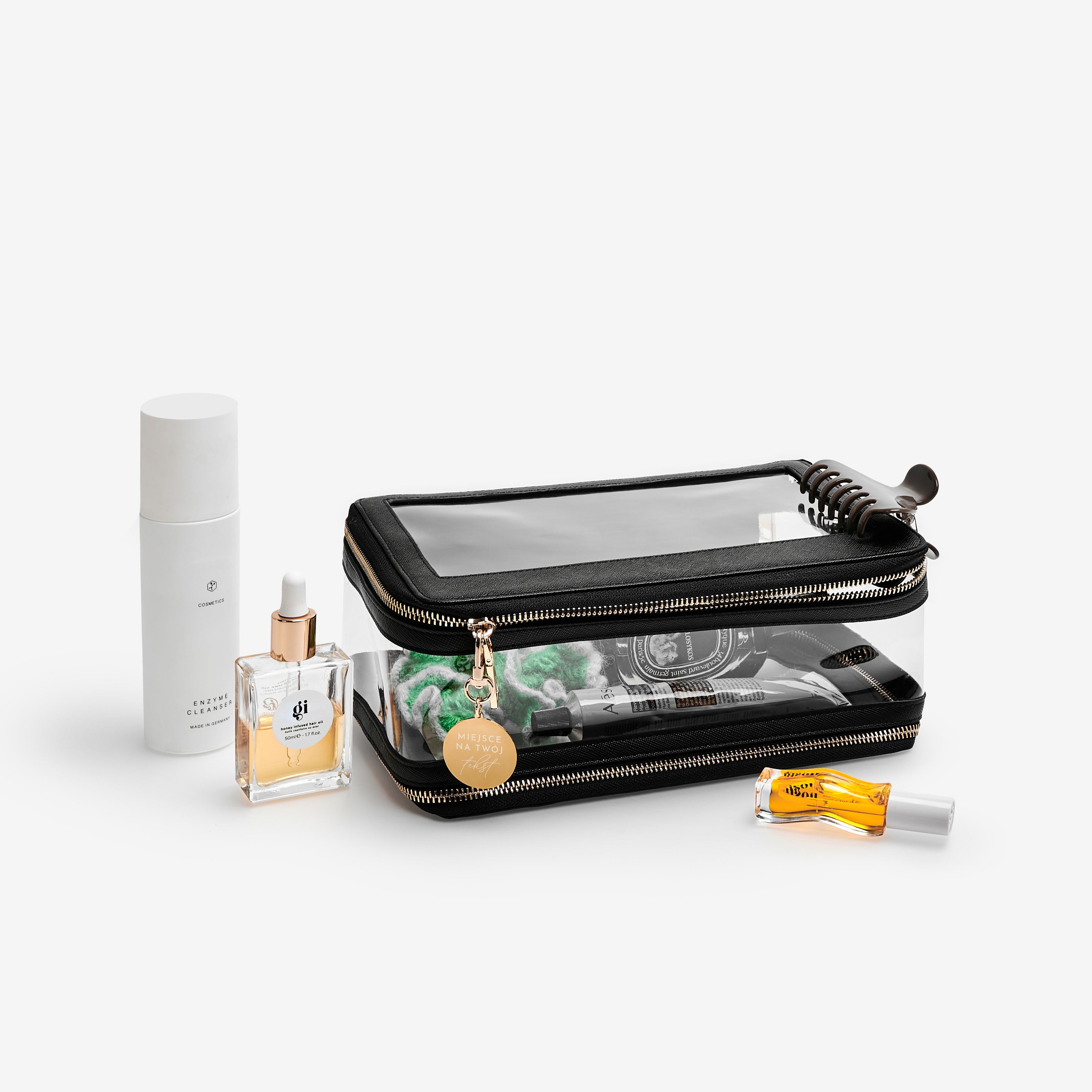 Podróżna kosmetyczka z personalizowaną zawieszką - Twój Tekst prezent dla kobiety kosmetyczka personalizowana