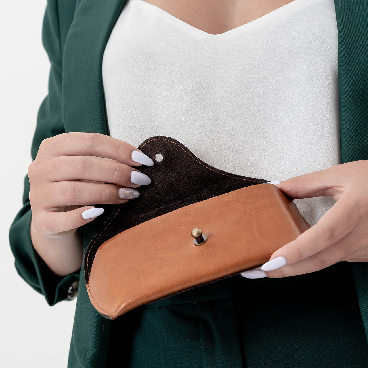 Personalizowane etui na okulary - prezent dla prawnika skórzany futerał na okulary prezent dla adwokata